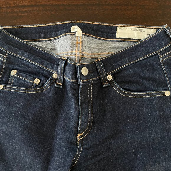 Rag & Bone Skinny Denim in Heritage Wash - Picture 5 of 12